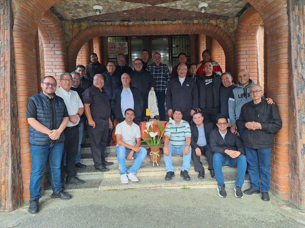 sacerdotes