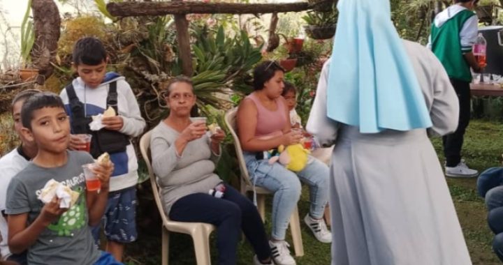 Monjas