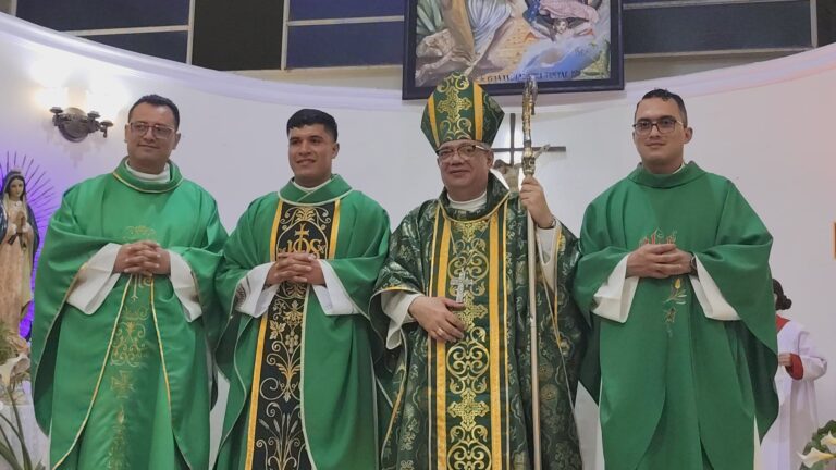 Mesa de las Palmas y Campo Claro dieron la bienvenida a sus nuevos pastores